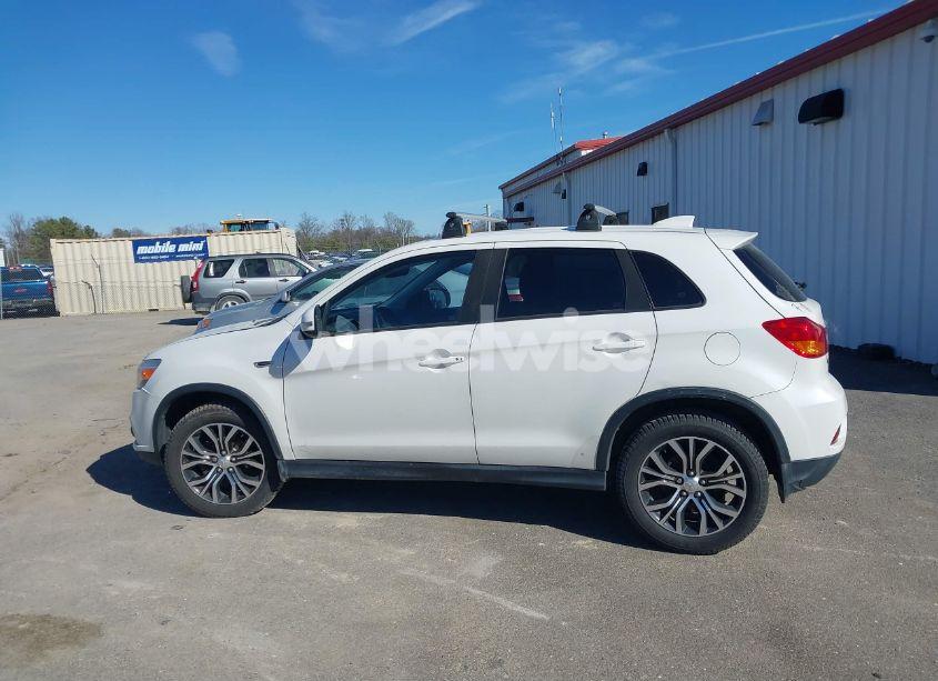 Photo 15 of 2018 Mitsubishi Outlander SPORT 2.4 SE (VIN JA4AR3AW3JZ012259)