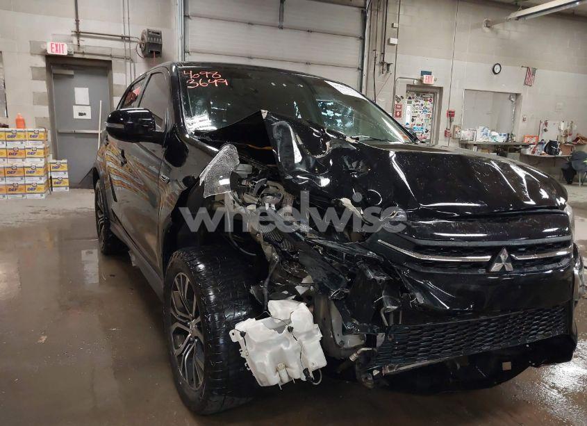 Photo 6 of 2018 Mitsubishi Outlander SPORT 2.4 SE (VIN JA4AR3AW5JU025320)