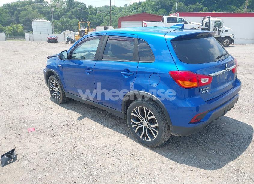 Photo 3 of 2018 Mitsubishi Outlander SPORT 2.4 SE (VIN JA4AR3AW5JZ008911)
