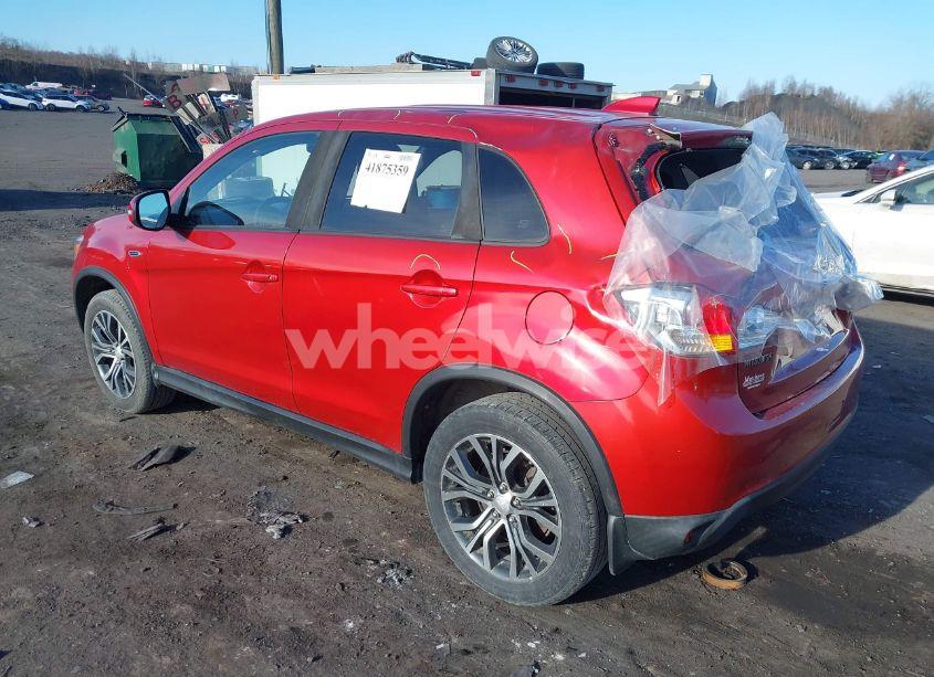 Photo 3 of 2017 Mitsubishi Outlander SPORT 2.4 SE (VIN JA4AR3AW6HZ016770)