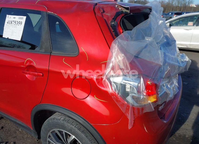 Photo 6 of 2017 Mitsubishi Outlander SPORT 2.4 SE (VIN JA4AR3AW6HZ016770)