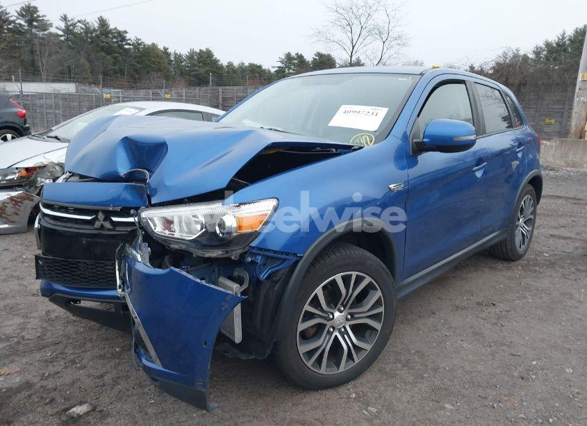 Photo 2 of 2018 Mitsubishi Outlander SPORT 2.4 SE (VIN JA4AR3AW8JZ004867)