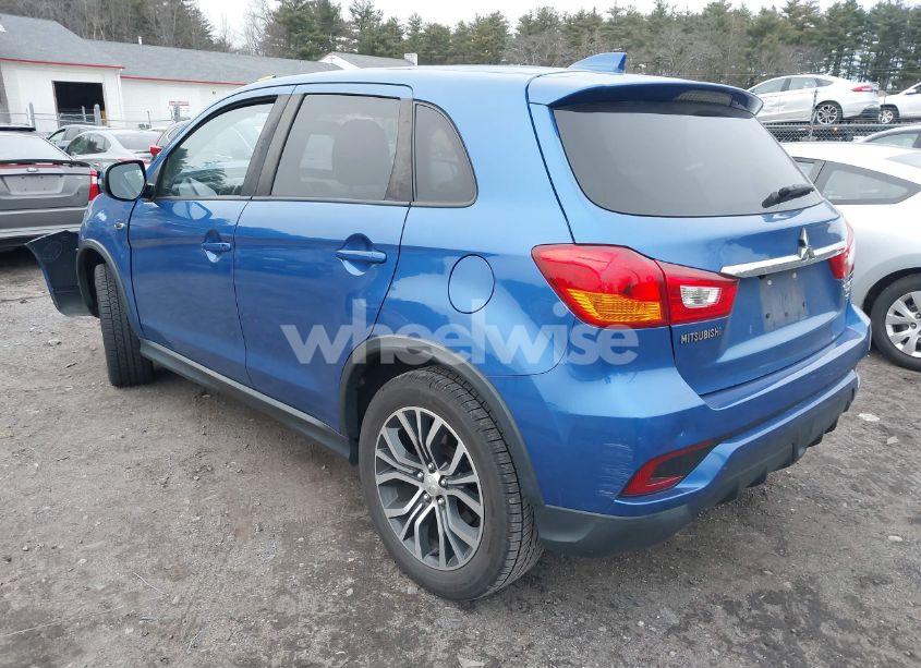 Photo 3 of 2018 Mitsubishi Outlander SPORT 2.4 SE (VIN JA4AR3AW8JZ004867)