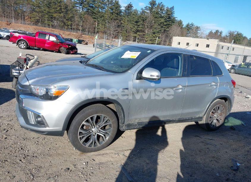 Photo 14 of 2018 Mitsubishi Outlander SPORT 2.4 SE (VIN JA4AR3AW9JZ005073)