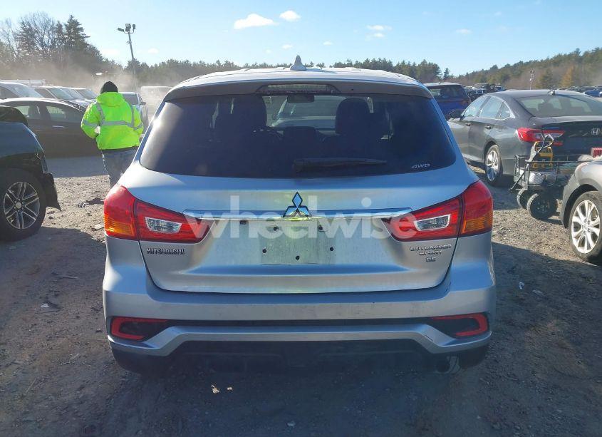 Photo 16 of 2018 Mitsubishi Outlander SPORT 2.4 SE (VIN JA4AR3AW9JZ005073)