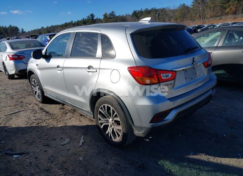 Photo 3 of 2018 Mitsubishi Outlander SPORT 2.4 SE (VIN JA4AR3AW9JZ005073)