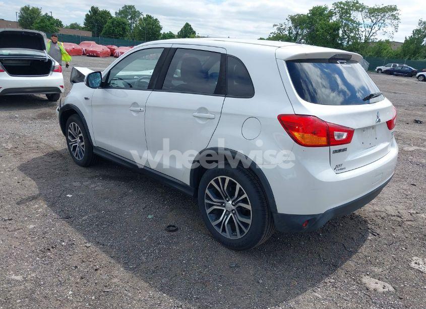 Photo 3 of 2016 Mitsubishi Outlander SPORT 2.4 ES (VIN JA4AR3AWXGZ034140)