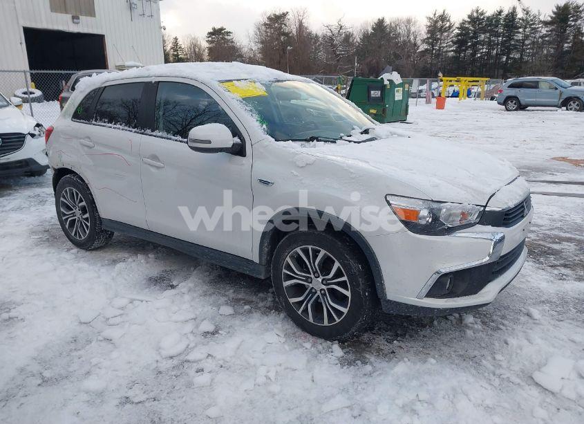 2017 Mitsubishi Outlander SPORT 2.4 SE (VIN JA4AR3AWXHZ022278) main photo