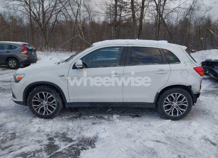 Photo 14 of 2017 Mitsubishi Outlander SPORT 2.4 SE (VIN JA4AR3AWXHZ022278)