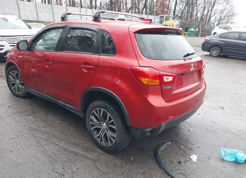 Photo 3 of 2017 Mitsubishi Outlander SPORT 2.4 SE (VIN JA4AR3AWXHZ023981)