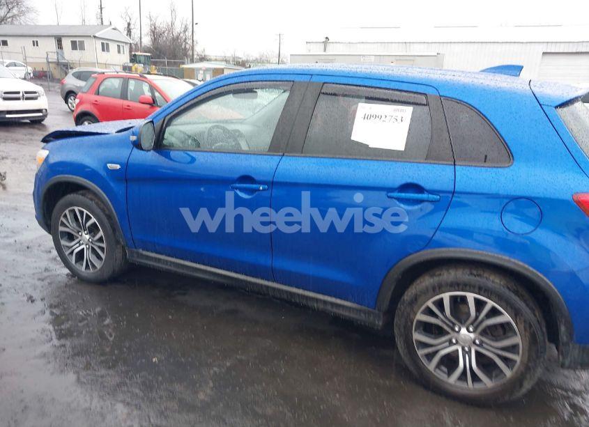 Photo 14 of 2018 Mitsubishi Outlander SPORT 2.4 SE (VIN JA4AR3AWXJU012076)