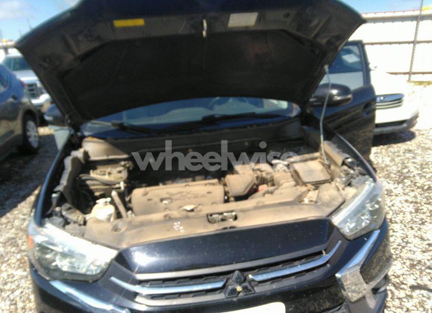 Photo 10 of 2018 Mitsubishi Outlander SPORT 2.4 SE (VIN JA4AR3AWXJU013308)