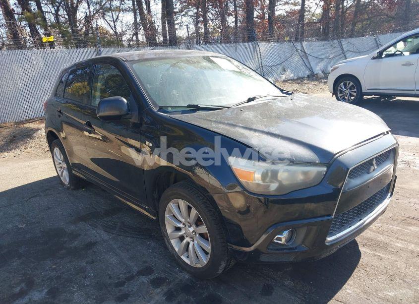 2011 Mitsubishi Outlander SPORT SE (VIN JA4AR4AU0BZ000205) main photo