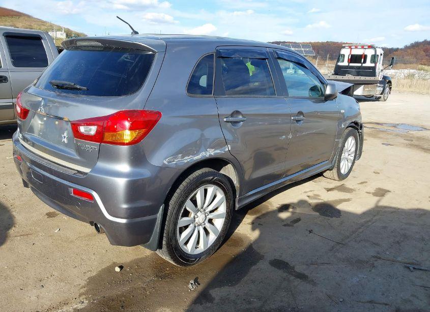 Photo 4 of 2011 Mitsubishi Outlander SPORT SE (VIN JA4AR4AU0BZ006263)