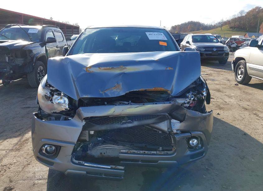 Photo 6 of 2011 Mitsubishi Outlander SPORT SE (VIN JA4AR4AU0BZ006263)