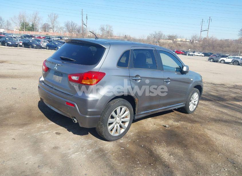 Photo 4 of 2011 Mitsubishi Outlander SPORT SE (VIN JA4AR4AU0BZ006540)