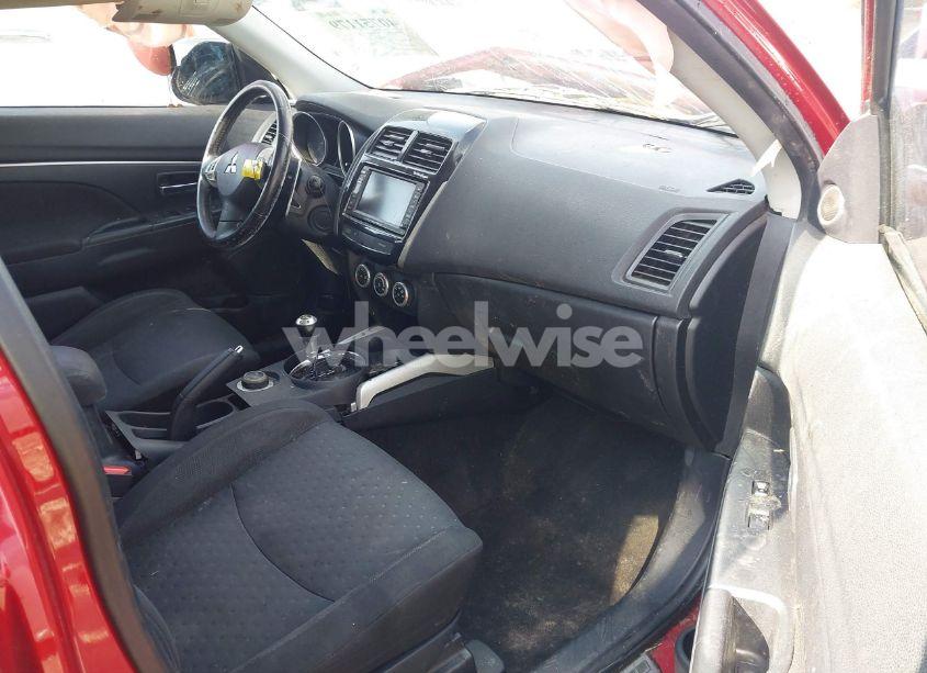 Photo 5 of 2011 Mitsubishi Outlander SPORT SE (VIN JA4AR4AU0BZ022429)