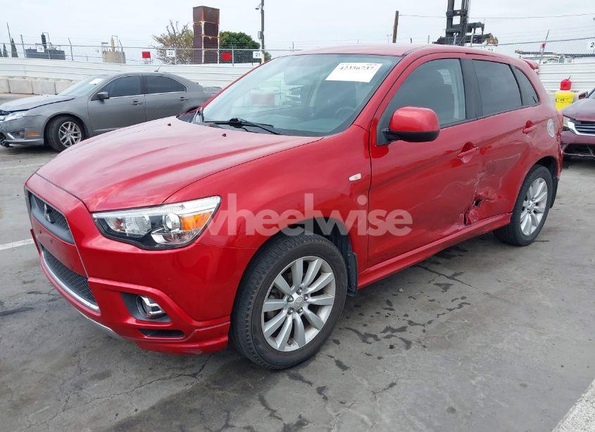 Photo 2 of 2011 Mitsubishi Outlander SPORT SE (VIN JA4AR4AU1BZ024576)