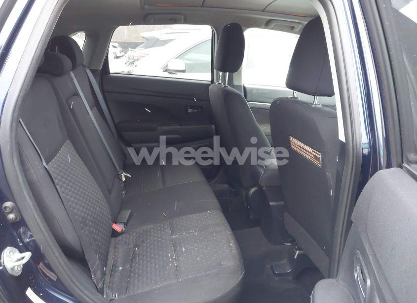 Photo 8 of 2011 Mitsubishi Outlander SPORT SE (VIN JA4AR4AU2BZ004076)