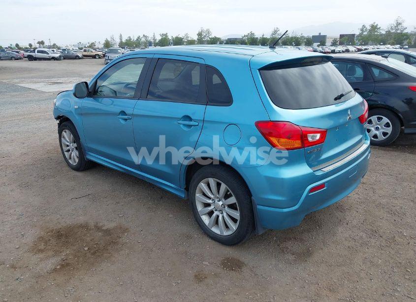 Photo 3 of 2011 Mitsubishi Outlander SPORT SE (VIN JA4AR4AU2BZ004997)