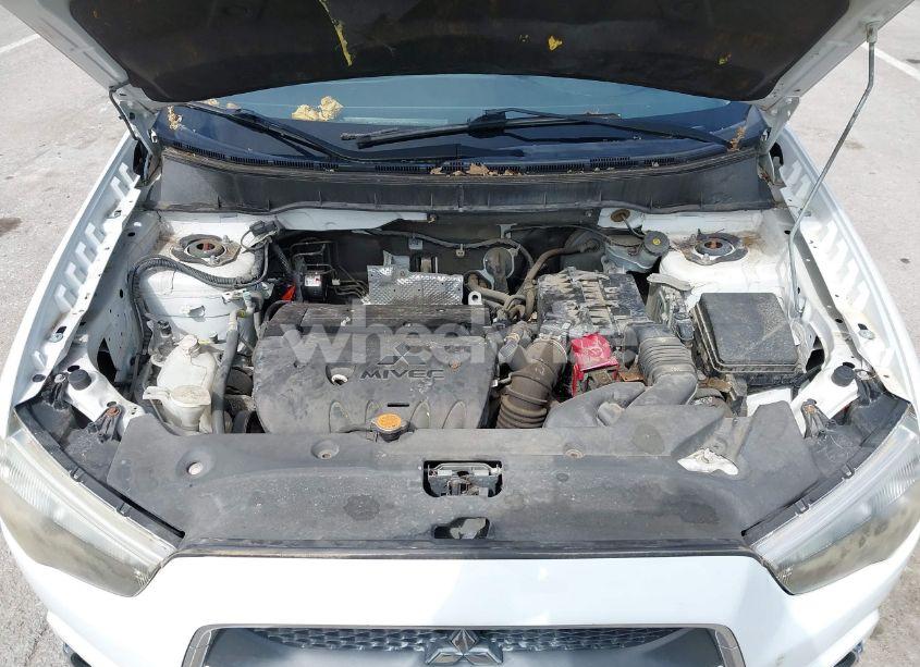 Photo 10 of 2011 Mitsubishi Outlander SPORT SE (VIN JA4AR4AU2BZ025218)