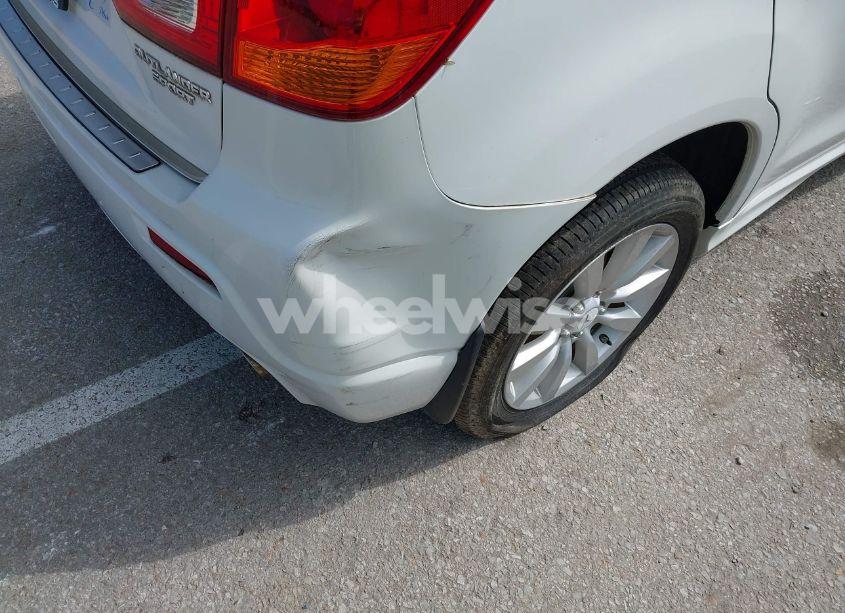 Photo 12 of 2011 Mitsubishi Outlander SPORT SE (VIN JA4AR4AU2BZ025218)