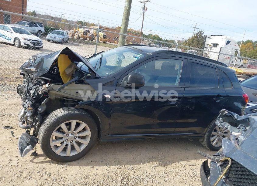 Photo 13 of 2011 Mitsubishi Outlander SPORT SE (VIN JA4AR4AU3BZ012137)