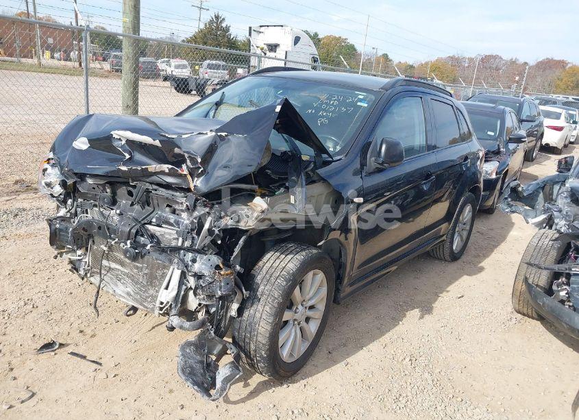 Photo 2 of 2011 Mitsubishi Outlander SPORT SE (VIN JA4AR4AU3BZ012137)