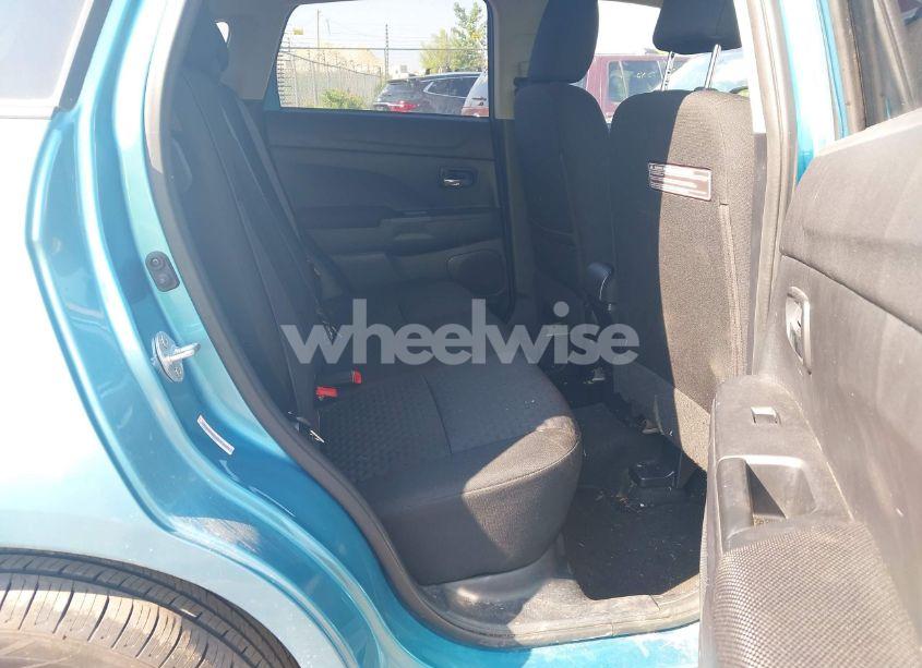 Photo 8 of 2011 Mitsubishi Outlander SPORT SE (VIN JA4AR4AU3BZ014082)