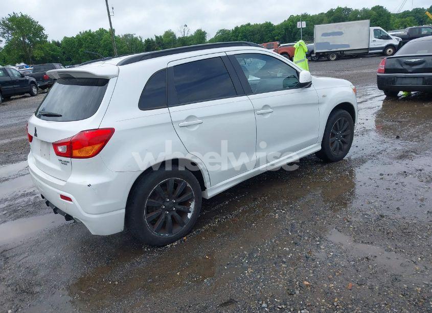 Photo 4 of 2011 Mitsubishi Outlander SPORT SE (VIN JA4AR4AU4BZ000515)