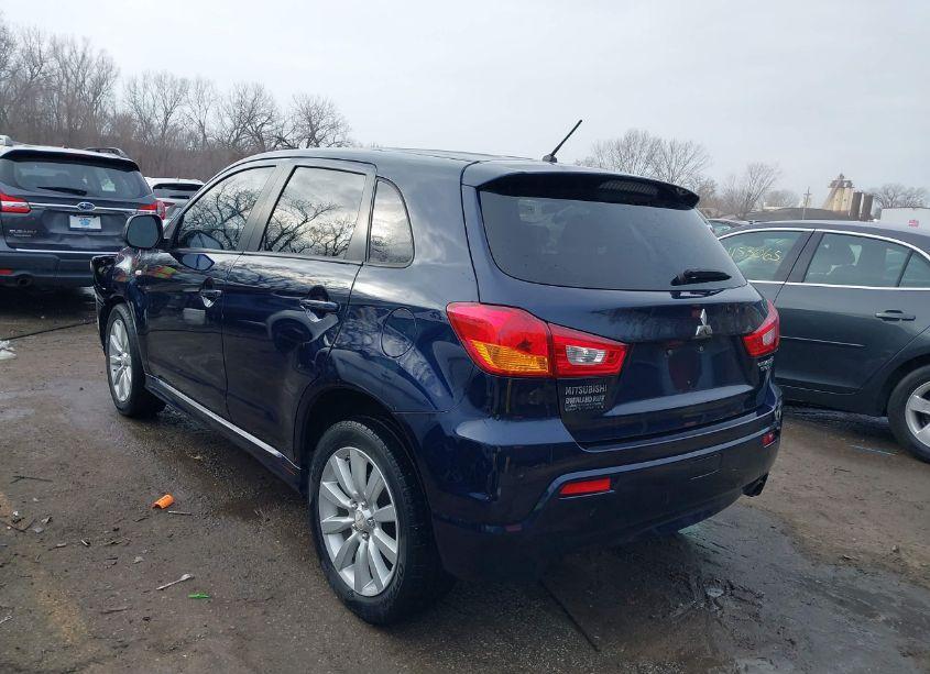 Photo 3 of 2011 Mitsubishi Outlander SPORT SE (VIN JA4AR4AU4BZ007951)