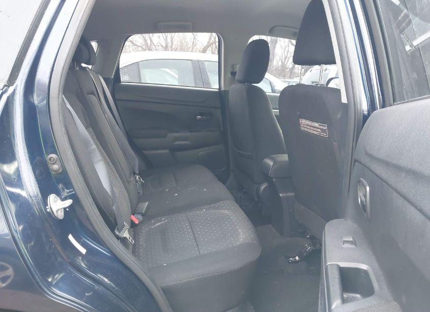 Photo 8 of 2011 Mitsubishi Outlander SPORT SE (VIN JA4AR4AU4BZ007951)