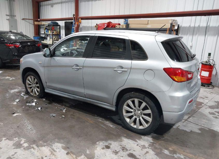 Photo 3 of 2011 Mitsubishi Outlander SPORT SE (VIN JA4AR4AU4BZ011109)