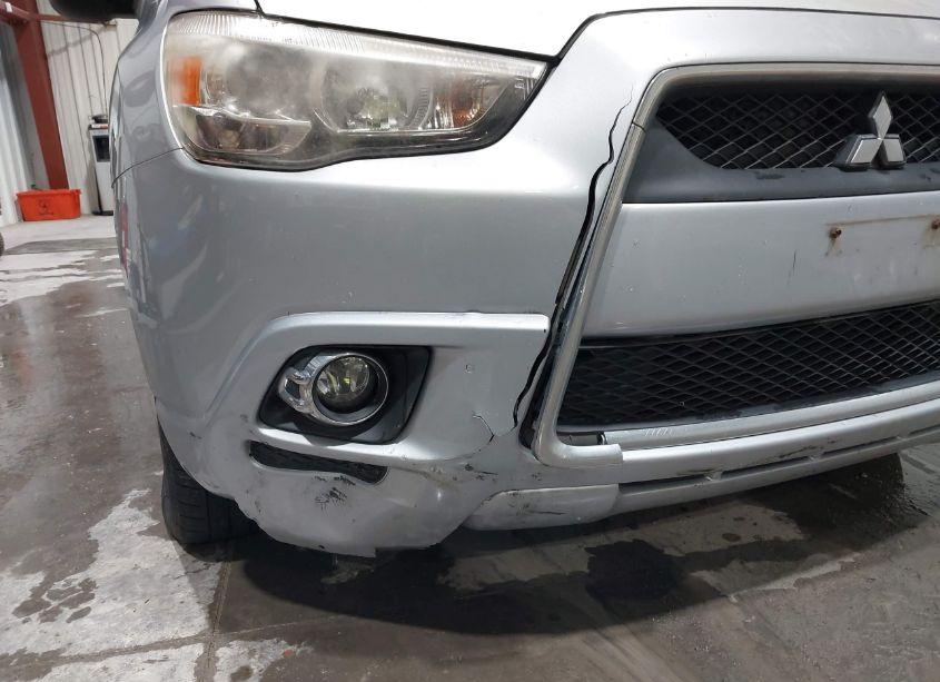 Photo 6 of 2011 Mitsubishi Outlander SPORT SE (VIN JA4AR4AU4BZ011109)