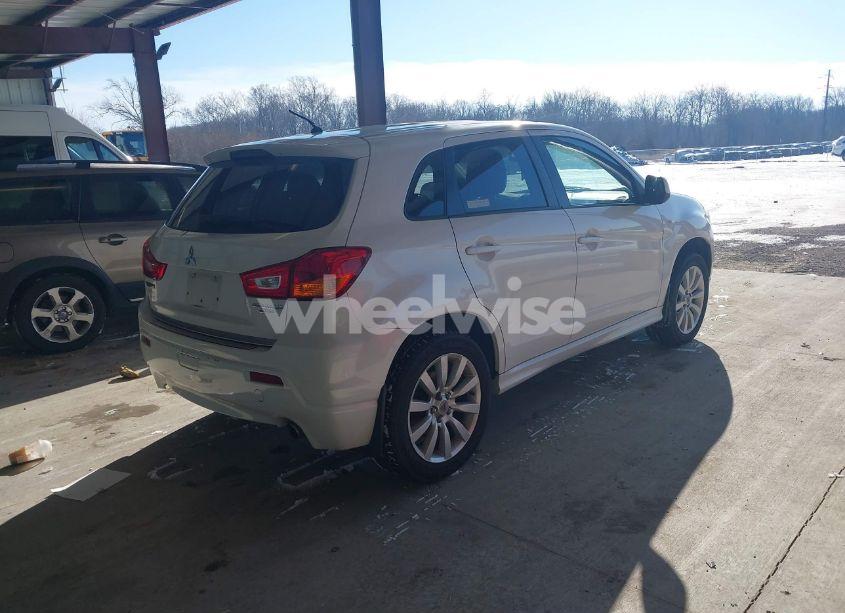 Photo 4 of 2011 Mitsubishi Outlander SPORT SE (VIN JA4AR4AU4BZ015340)