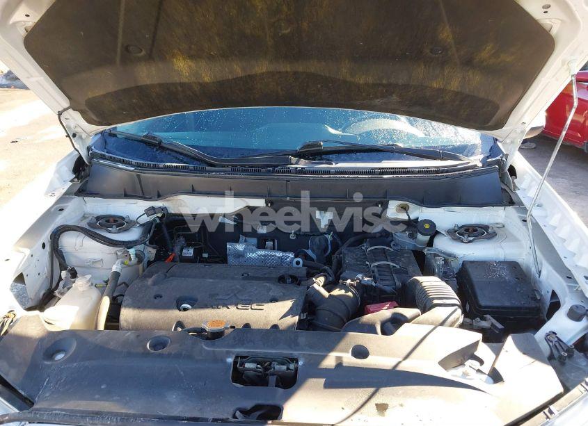 Photo 10 of 2011 Mitsubishi Outlander SPORT SE (VIN JA4AR4AU4BZ024801)