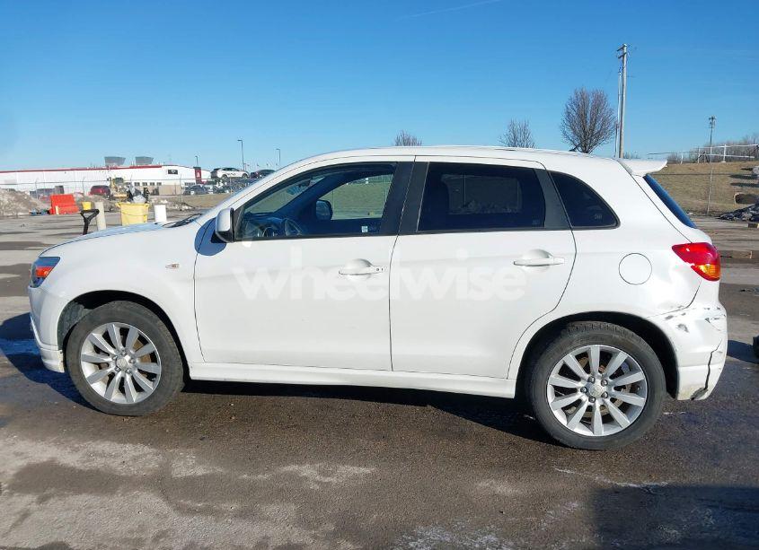 Photo 14 of 2011 Mitsubishi Outlander SPORT SE (VIN JA4AR4AU4BZ024801)