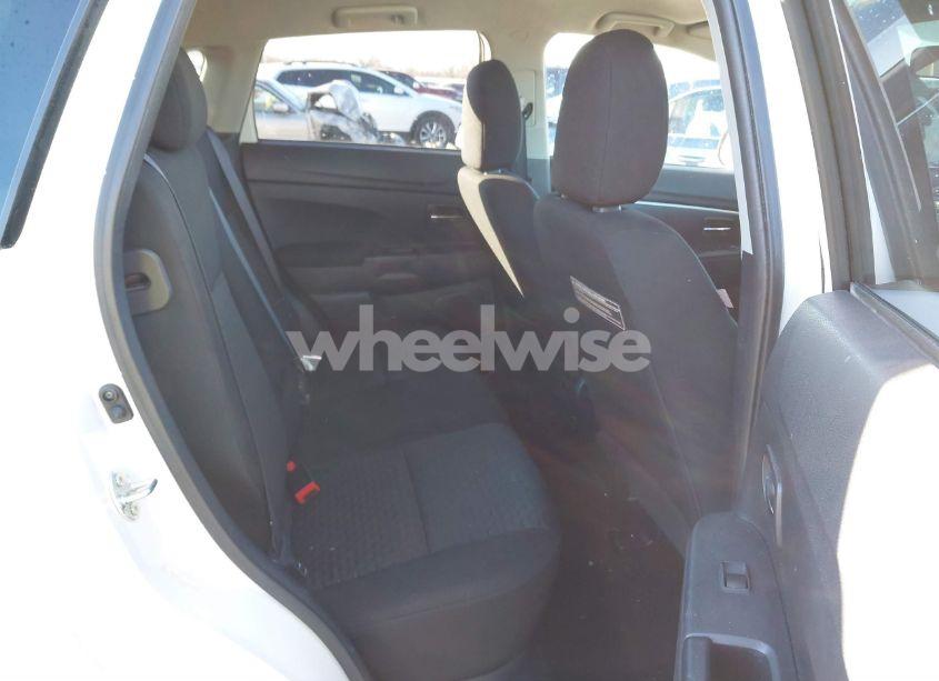 Photo 8 of 2011 Mitsubishi Outlander SPORT SE (VIN JA4AR4AU4BZ024801)