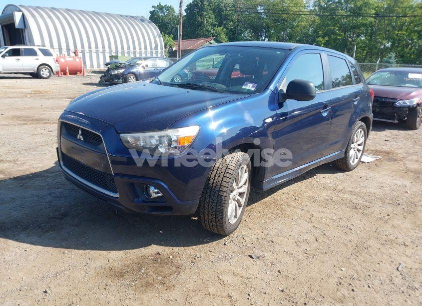 Photo 2 of 2011 Mitsubishi Outlander SPORT SE (VIN JA4AR4AU6BZ009281)