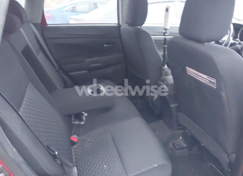 Photo 8 of 2011 Mitsubishi Outlander SPORT SE (VIN JA4AR4AU7BZ000458)