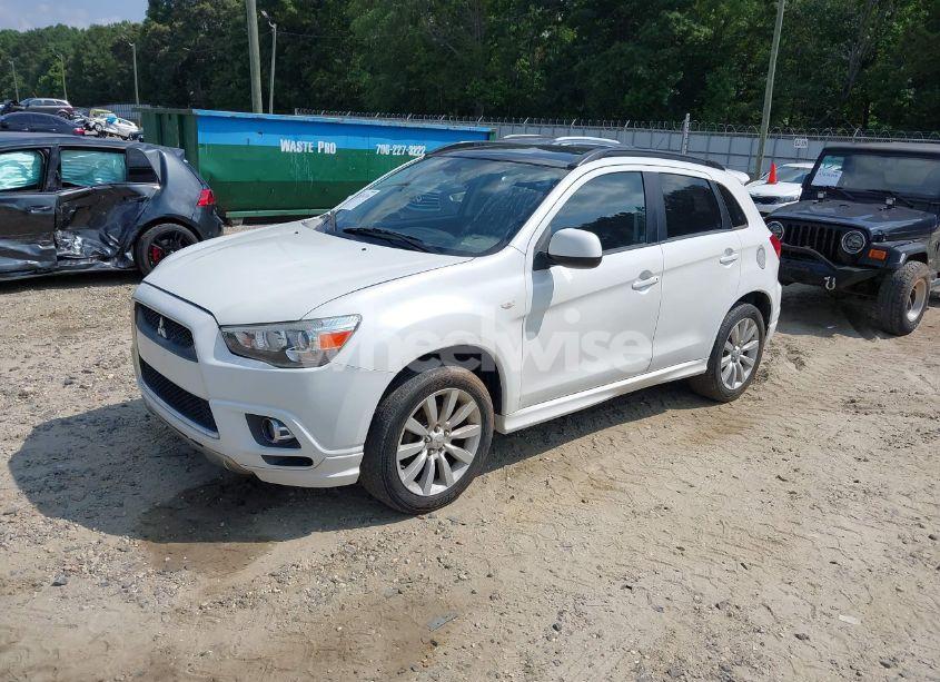 Photo 2 of 2011 Mitsubishi Outlander SPORT SE (VIN JA4AR4AU7BZ001075)