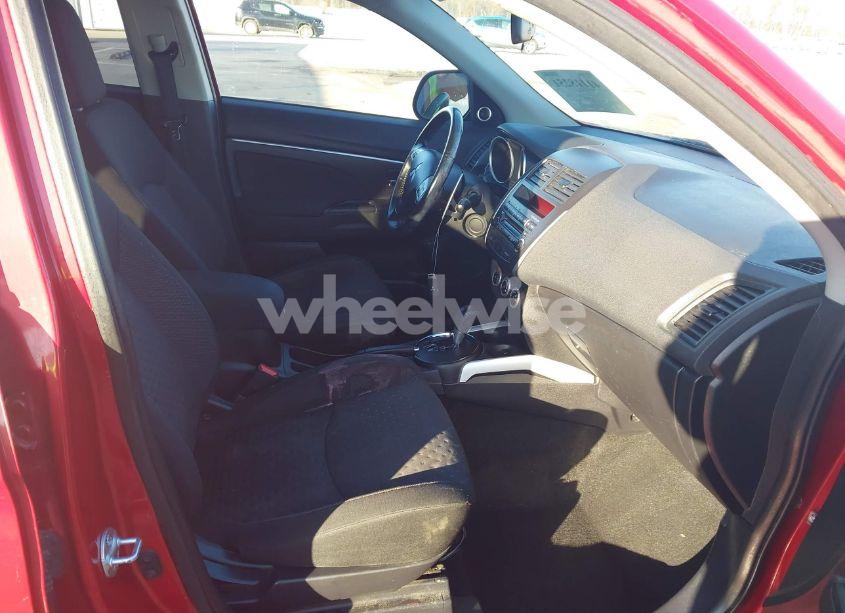 Photo 5 of 2011 Mitsubishi Outlander SPORT SE (VIN JA4AR4AU7BZ003618)