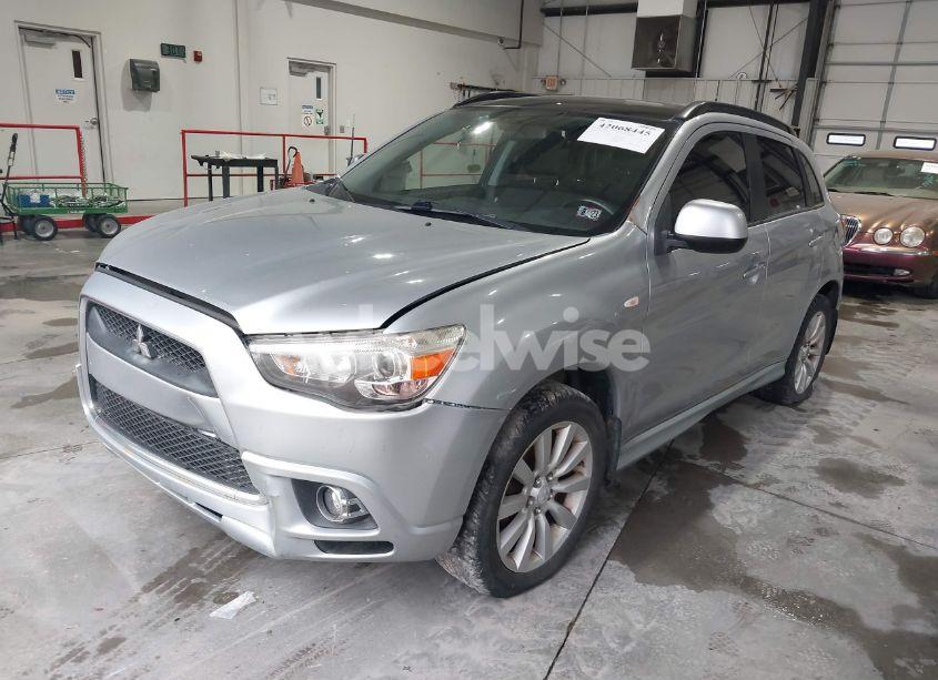 Photo 2 of 2011 Mitsubishi Outlander SPORT SE (VIN JA4AR4AU8BZ001294)
