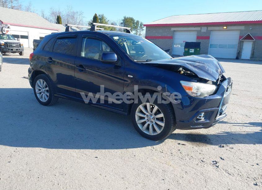 2011 Mitsubishi Outlander SPORT SE (VIN JA4AR4AU8BZ008035) main photo