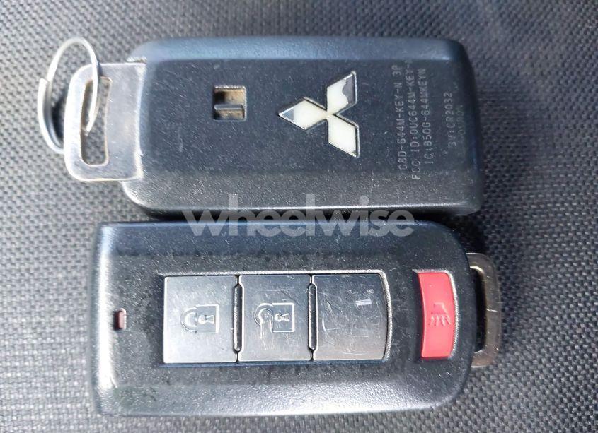 Photo 11 of 2011 Mitsubishi Outlander SPORT SE (VIN JA4AR4AU8BZ009900)