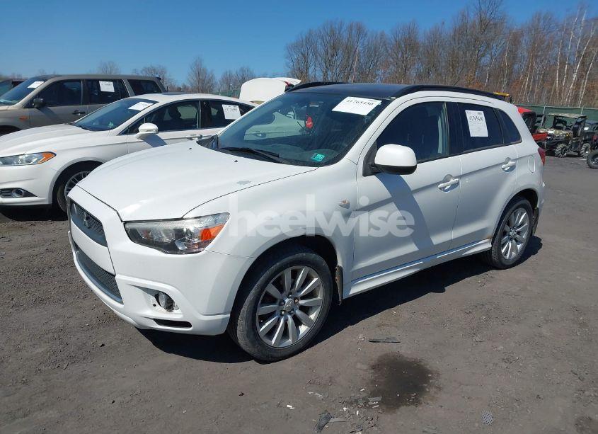 Photo 2 of 2011 Mitsubishi Outlander SPORT SE (VIN JA4AR4AU8BZ017463)
