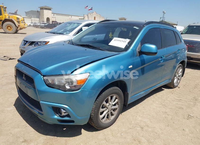 Photo 2 of 2011 Mitsubishi Outlander SPORT SE (VIN JA4AR4AU8BZ019147)