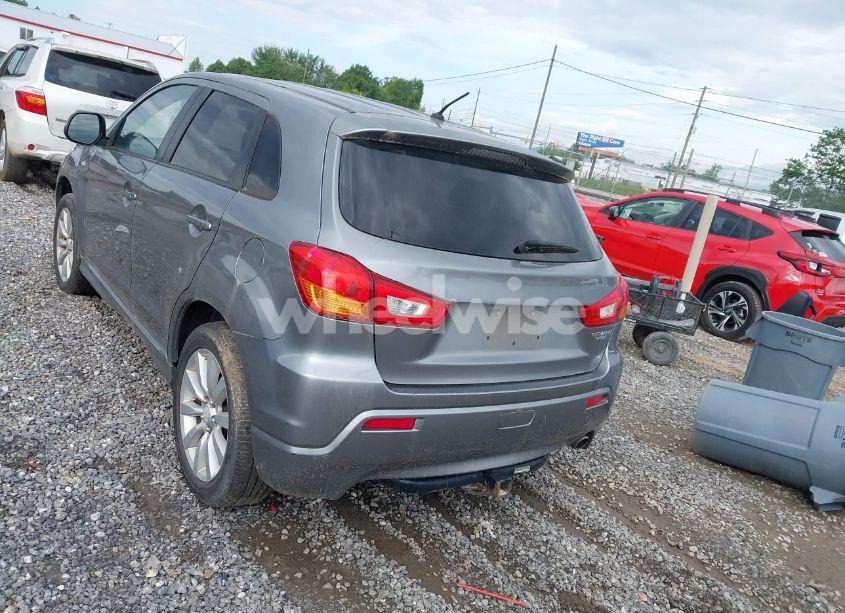 Photo 3 of 2011 Mitsubishi Outlander SPORT SE (VIN JA4AR4AU9BZ006097)