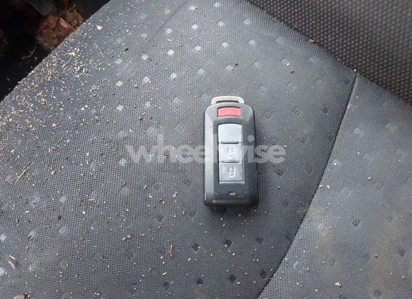 Photo 11 of 2012 Mitsubishi Outlander (VIN JA4AR4AU9C0010060)