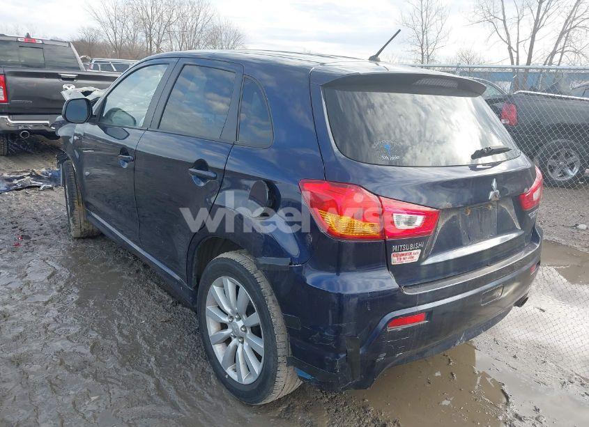 Photo 3 of 2011 Mitsubishi Outlander SPORT SE (VIN JA4AR4AUXBZ019702)